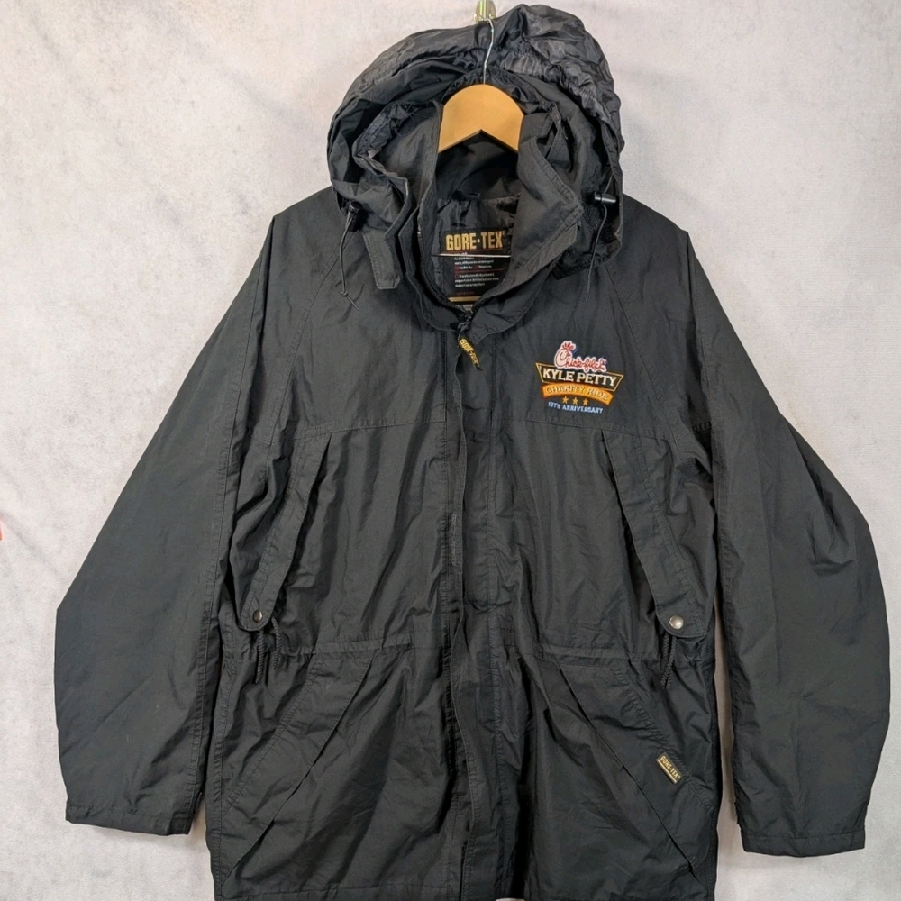 Avon Sportswear Gore-Tex Kyle Petty Charity Jacket Men's Size Large Chick-fil-A
